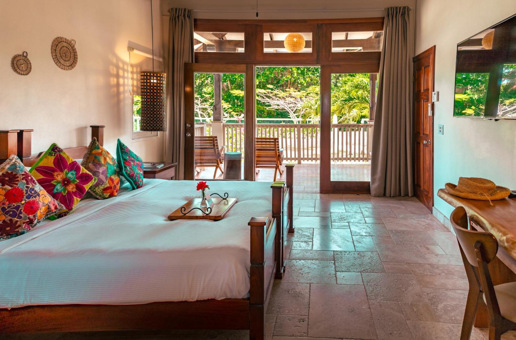 The Lodge At Jaguar Reef Хопкинс Екстериор снимка